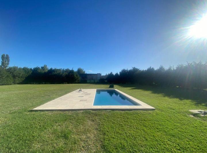 Casa · 250m² · 6 Ambientes