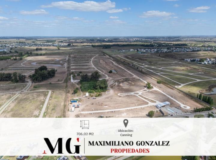 Terreno · 706m²