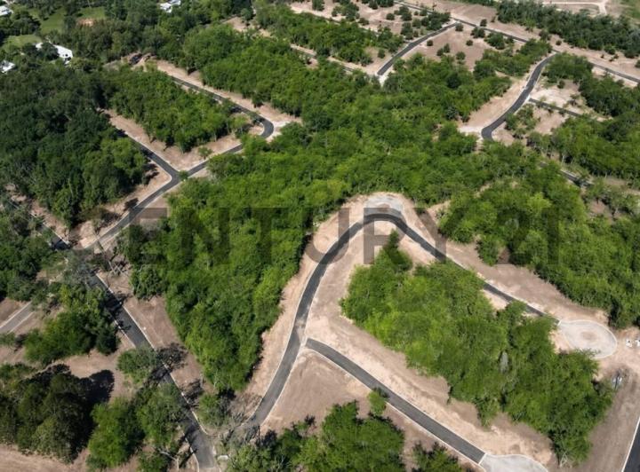 Terreno · 645m²