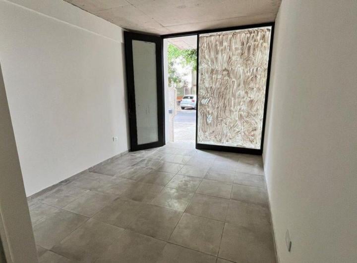 Local comercial · 18m²
