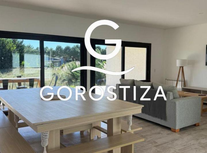 Casa · 146m² · 4 Ambientes