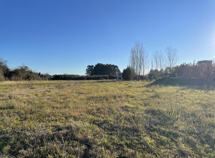 Terreno · 2160m²