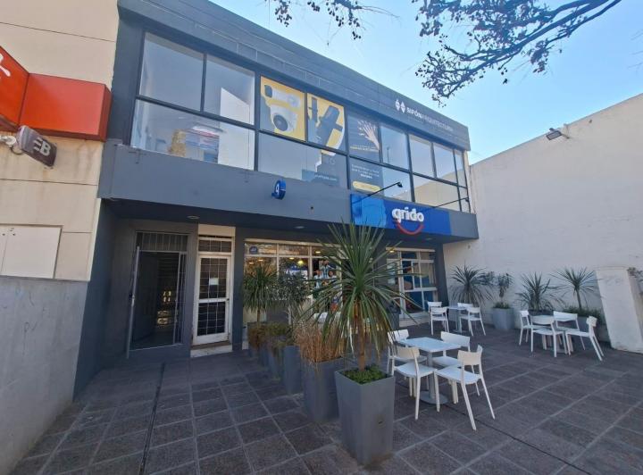 Local comercial · 100m²