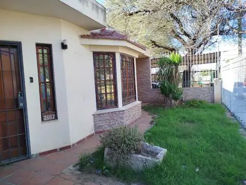 Casa 3 dormitorios   apto  credito venta