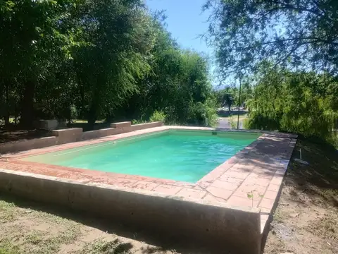 Venta casona lote 2100 mt bajada al rio carlos paz