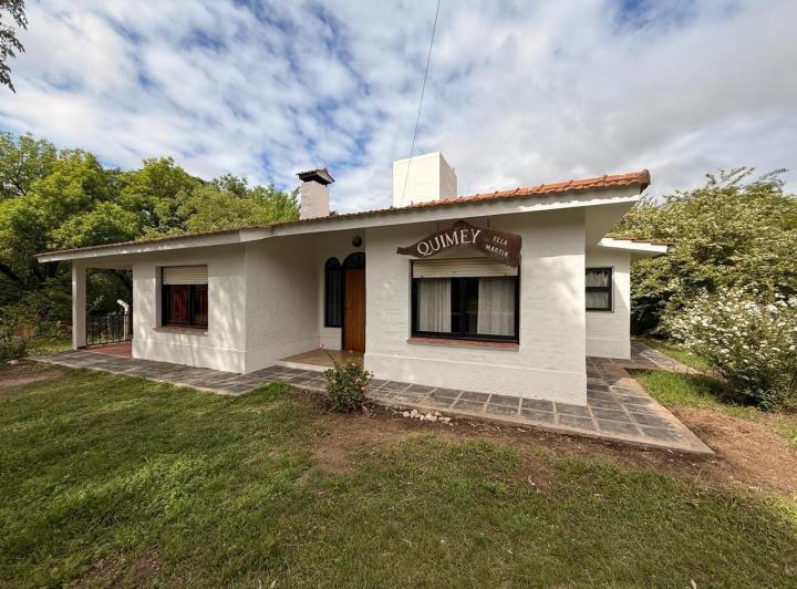 Casa · 122m² · 5 Ambientes · 1 Cochera