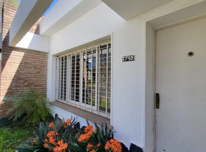 Casa · 129m² · 4 Ambientes · 1 Cochera