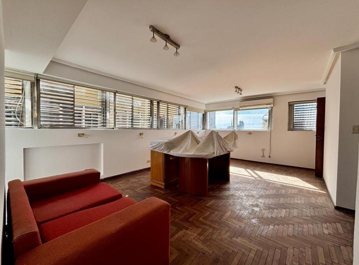 Departamento · 85m² · 6 Ambientes · 1 Cochera