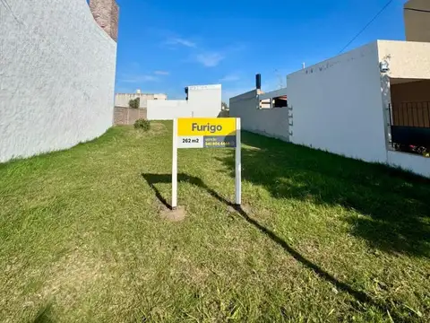 Terreno en Venta en Soldini, Rosario