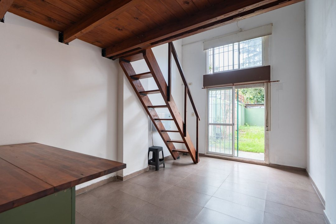 VENTA DE DÚPLEX 1 DORMITORIO JARDÍN - REP SEXTA