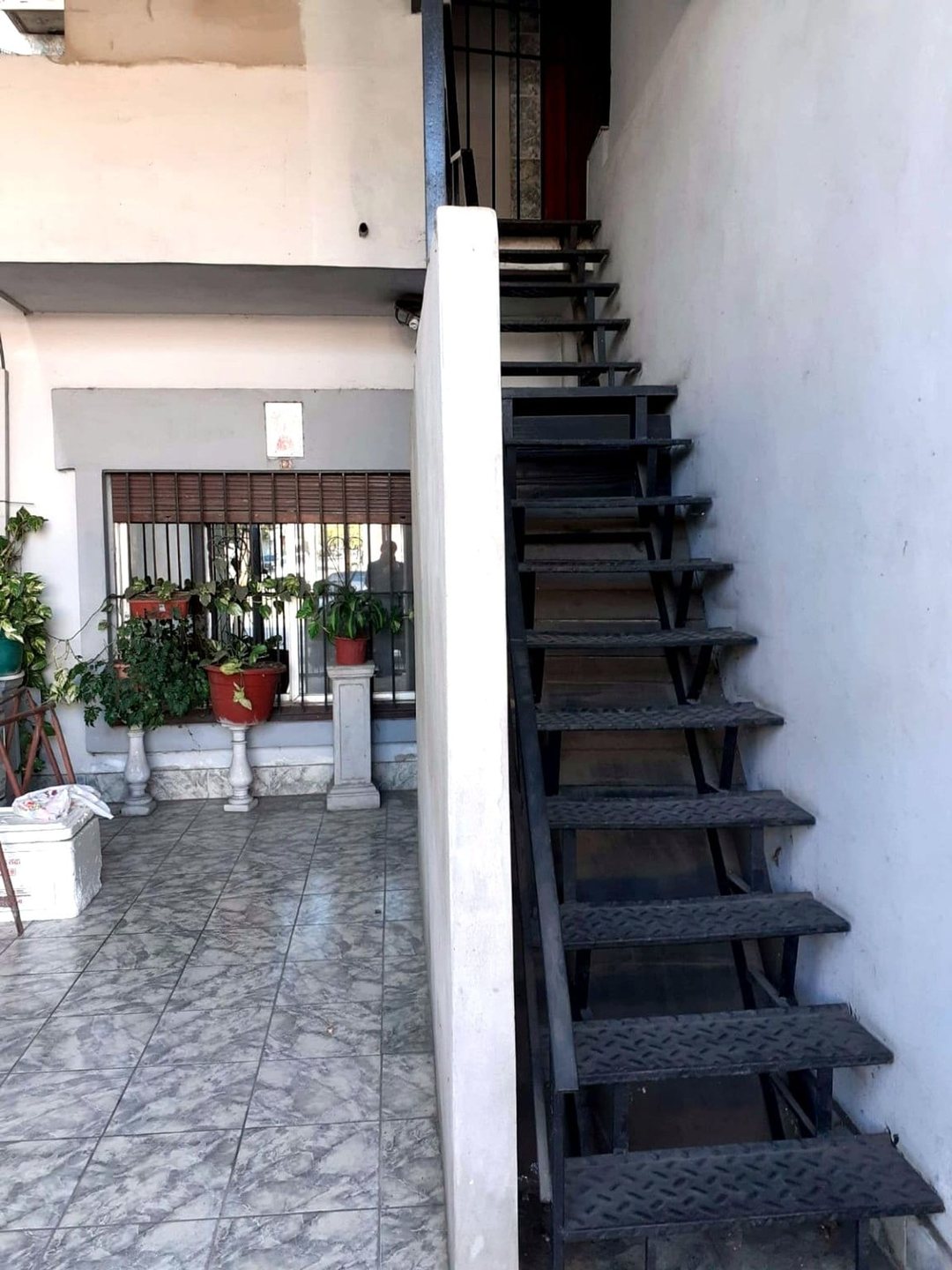 VENTA DPTO 2AMB C/COCHERA Y BALCON EN BERAZATEGUI