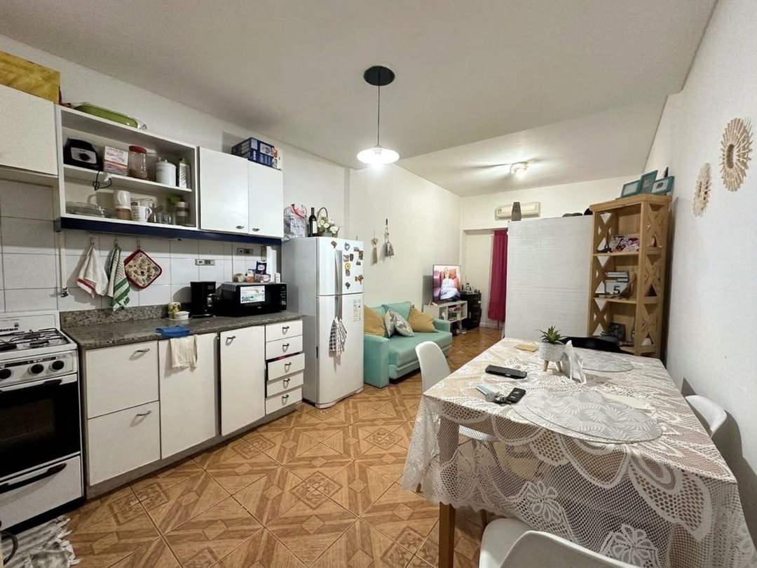 VENTA MONOAMBIENTE PLANTA BAJA CON PATIO BALVANERA