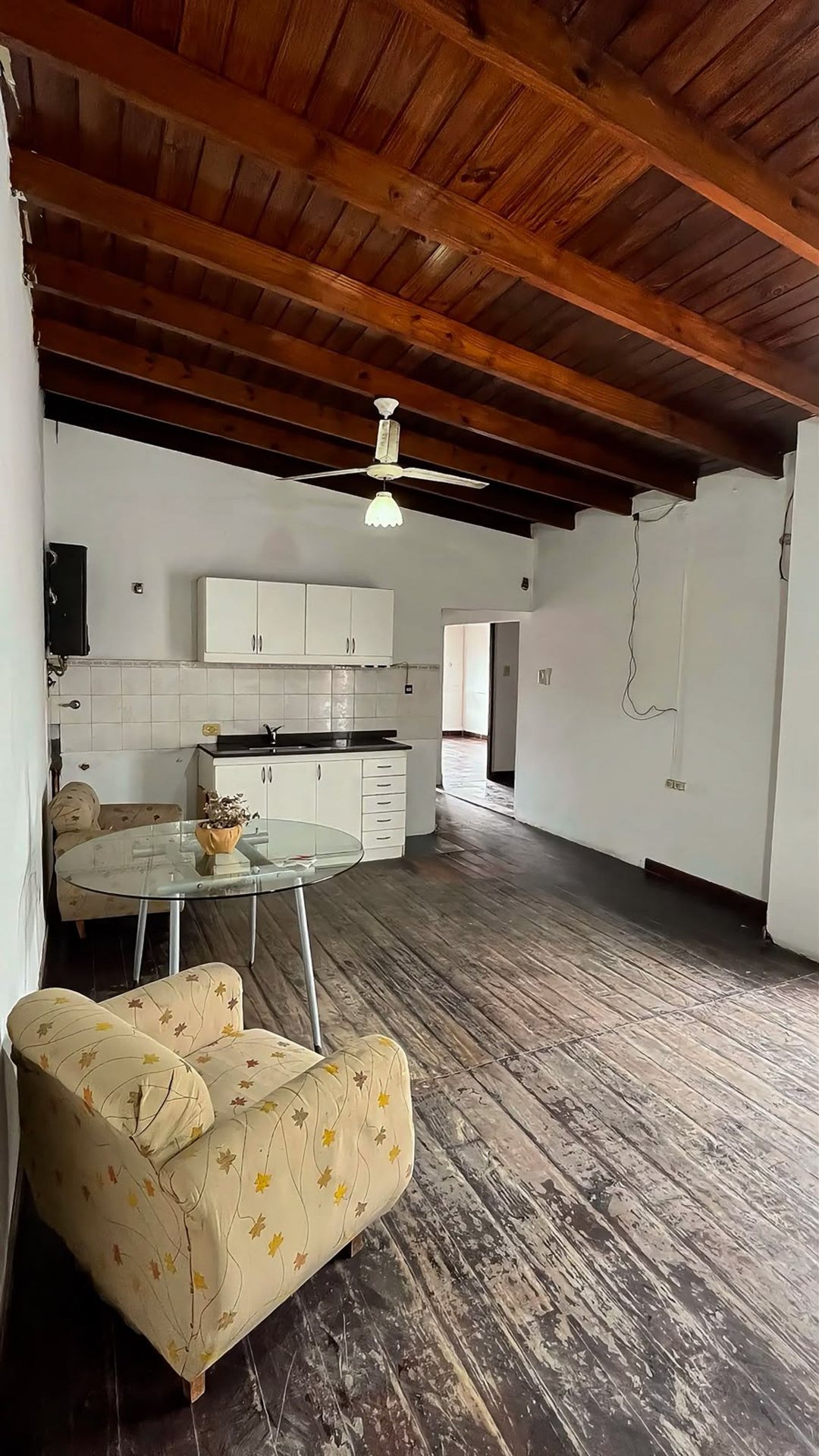 Departamento en Alquiler - J.J ROLON 1492