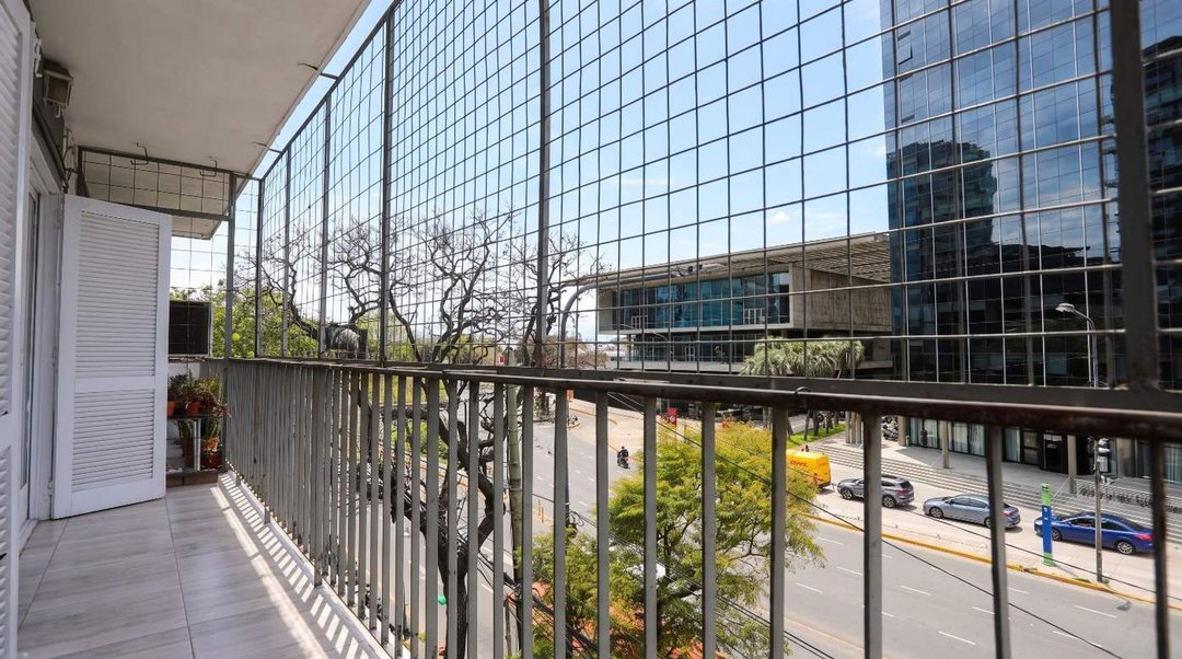 VENTA DEPARTAMENTO 4 AMB CON BALCON- VTE. LÓPEZ