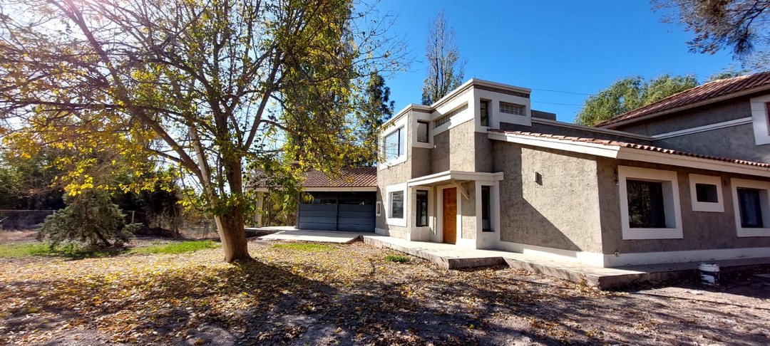VENTA CASA MAS VIÑA LUJAN DE CUYO PERDRIEL MENDOZA