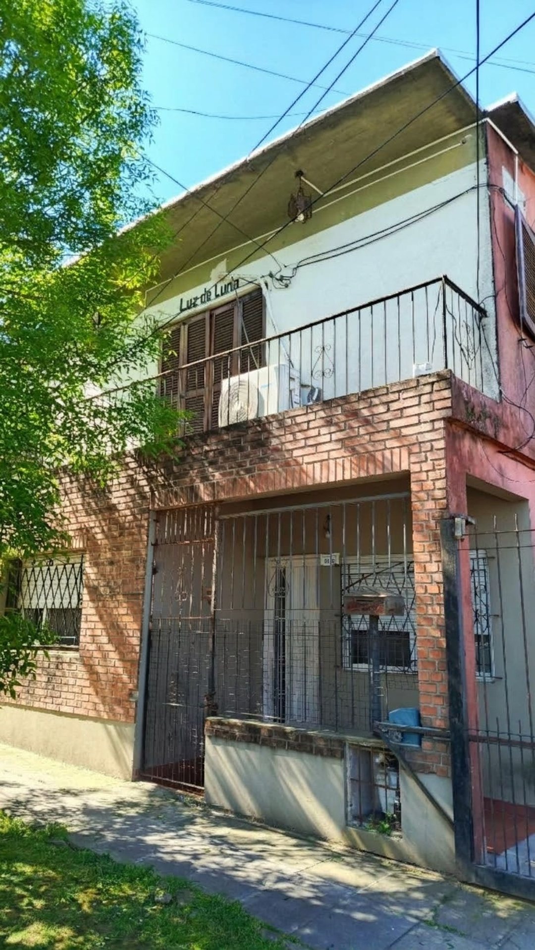 CASA MULTIFAMILIAR EN VENTA, PILETA, VILLA DE MAYO