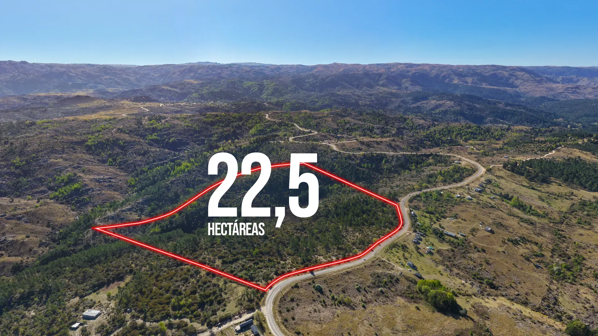 Campo en Venta en Villa Berna – 22,5 ha con Arroyo y Vistas al Champaquí
