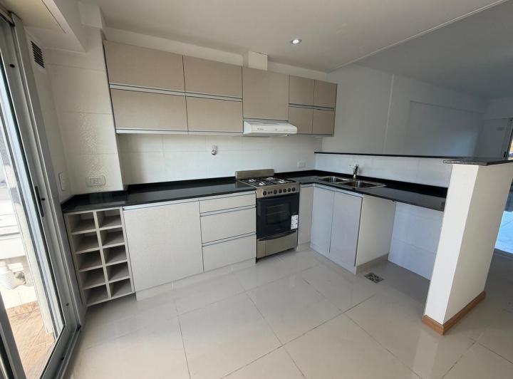 Departamento · 73m² · 4 Ambientes · 1 Cochera