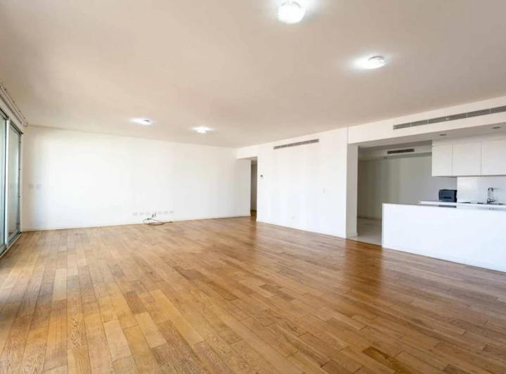 Departamento · 217m² · 4 Ambientes · 2 Cocheras