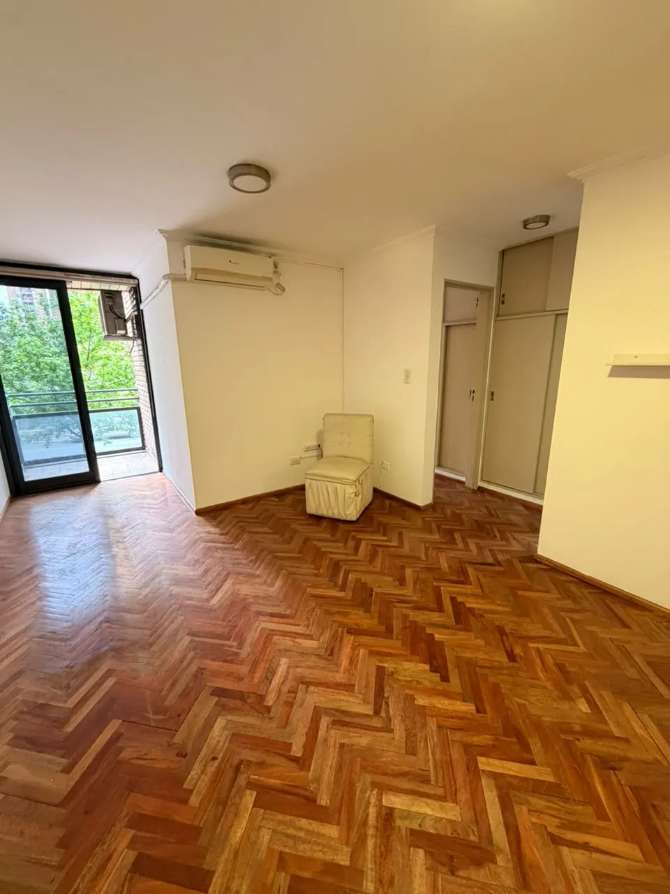 ALQUILER - Departamento en Nueva Córdoba 1 dormitorio externo con balcón