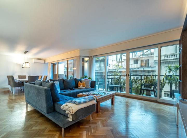Departamento · 200m² · 5 Ambientes · 1 Cochera