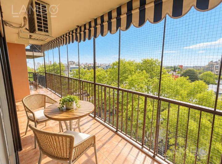 Departamento · 85m² · 4 Ambientes · 1 Cochera