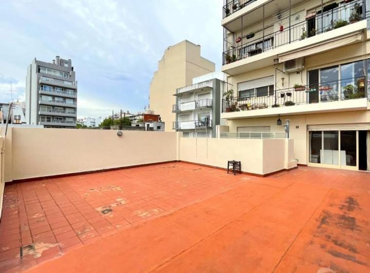Departamento · 77m² · 4 Ambientes · 1 Cochera