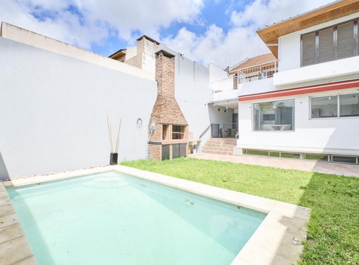 Casa · 267m² · 5 Ambientes · 1 Cochera