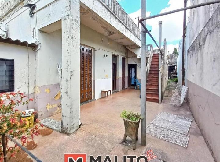 Casa · 160m² · 4 Ambientes · 1 Cochera