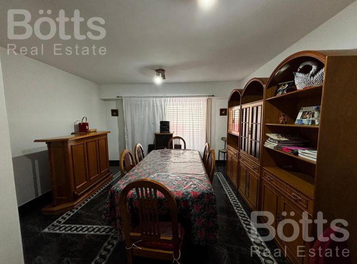 Casa · 104m² · 5 Ambientes