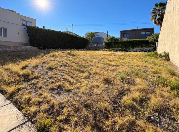 Terreno · 450m²