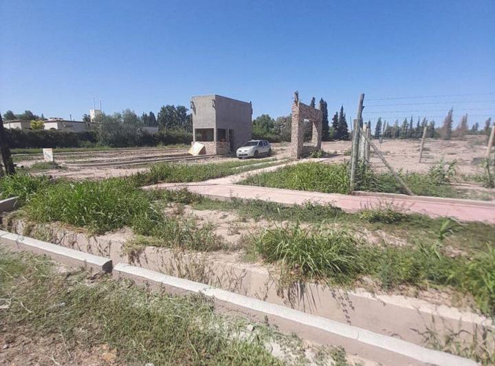 Terreno · 300m²