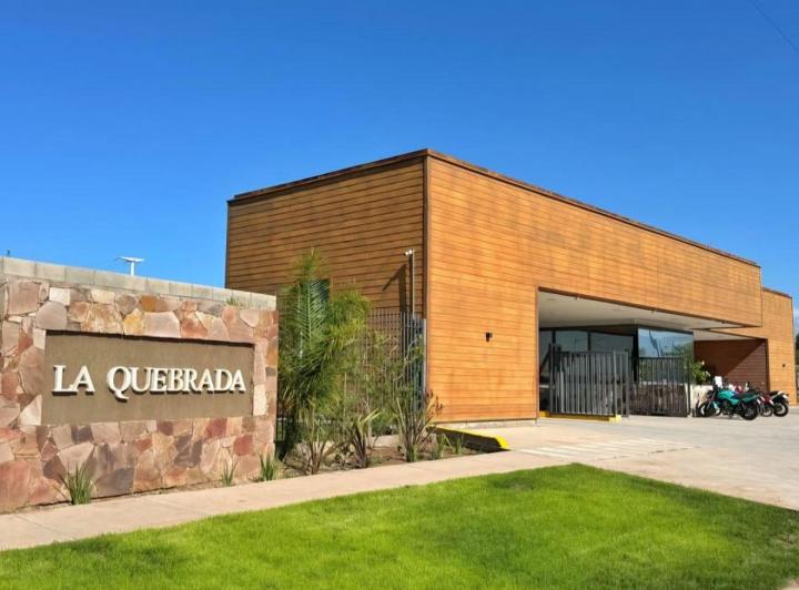 Terreno · 300m²