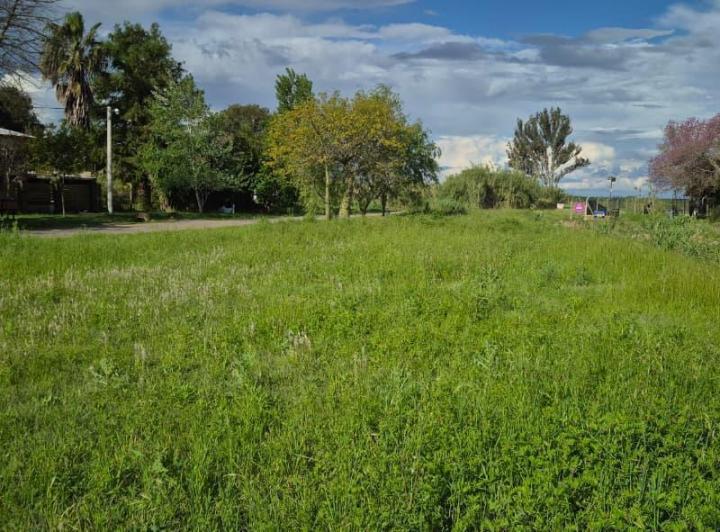 Terreno · 689m²