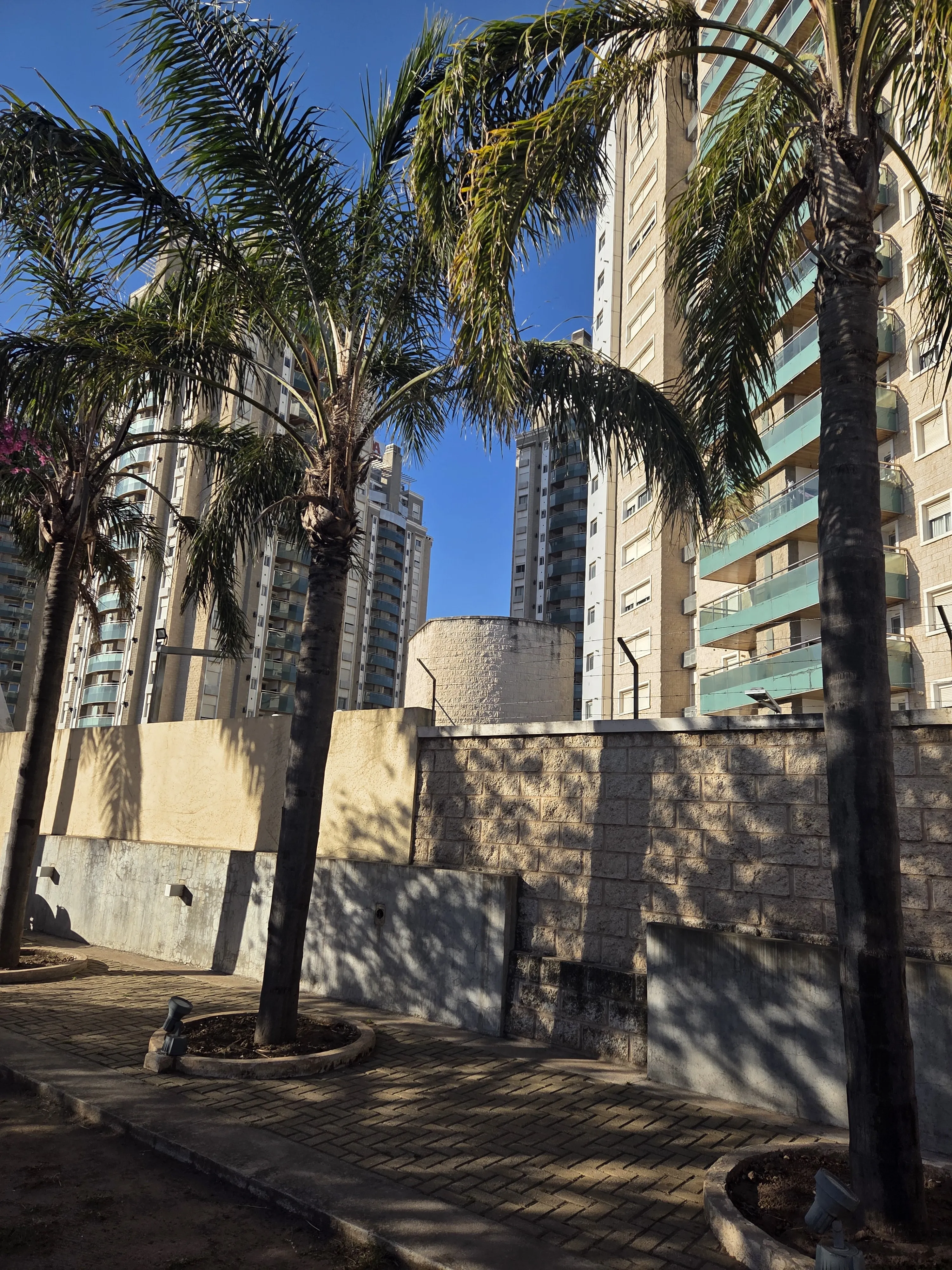 ALTOS DE VILLA SOL HERMOSO DEPARTAMENTO CON VISTA (PISO 12) 1 DORMITORIO $ 650.000 +  EXP