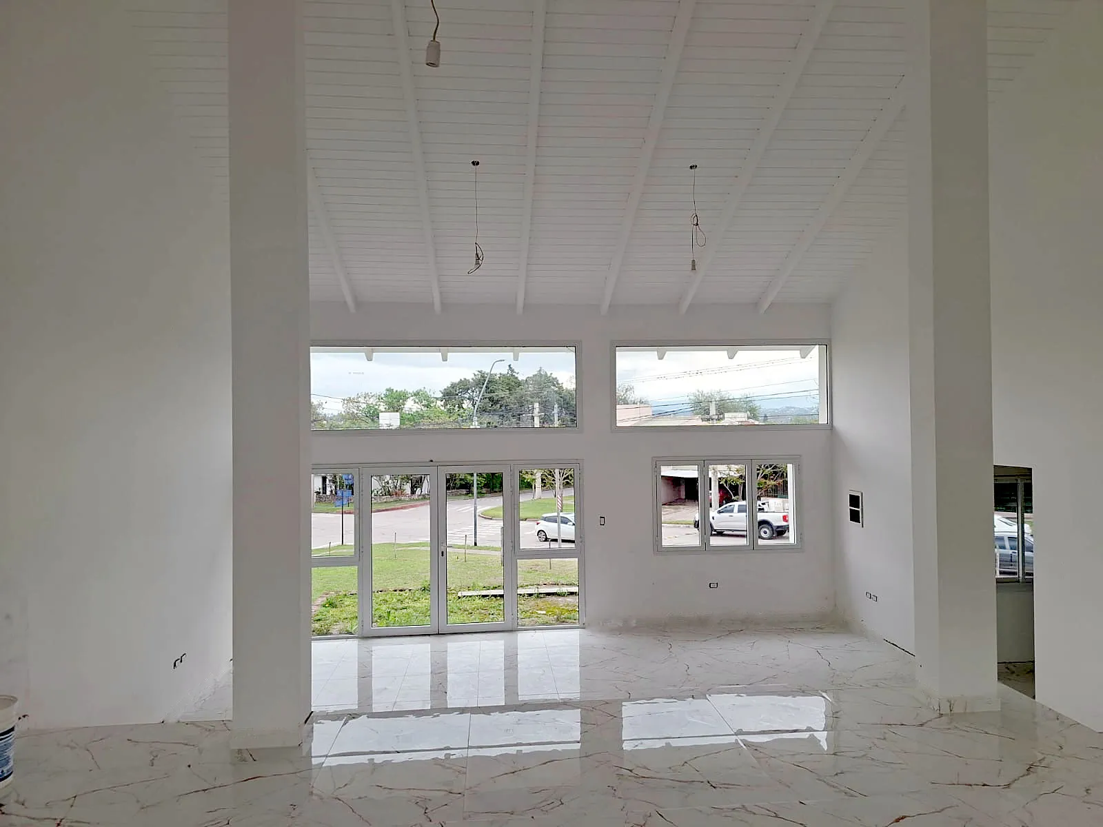 ALQUILO LOCAL -  DUEÑO DIRECTO - SIN COMISIÓN INMOBILIARIA