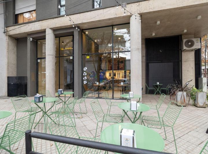 Local comercial · 81m²
