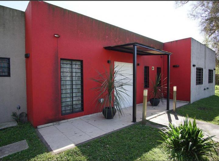 Casa · 120m² · 4 Ambientes · 1 Cochera