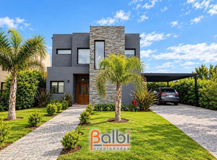 Casa · 168m² · 5 Ambientes · 1 Cochera