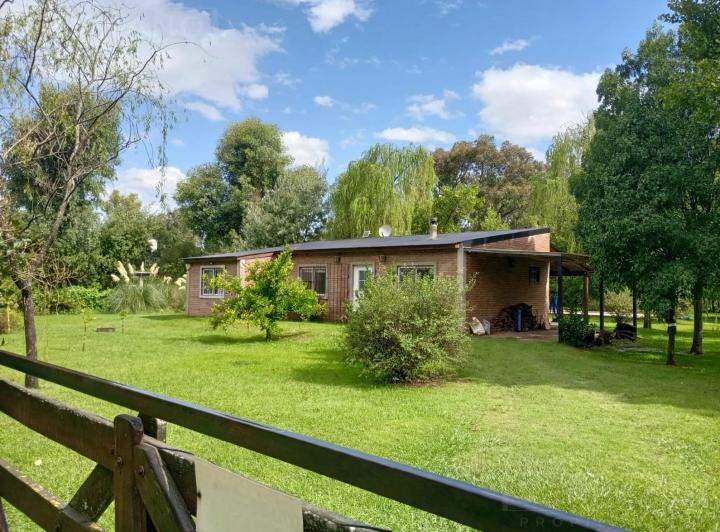 Casa · 87m² · 4 Ambientes · 1 Cochera