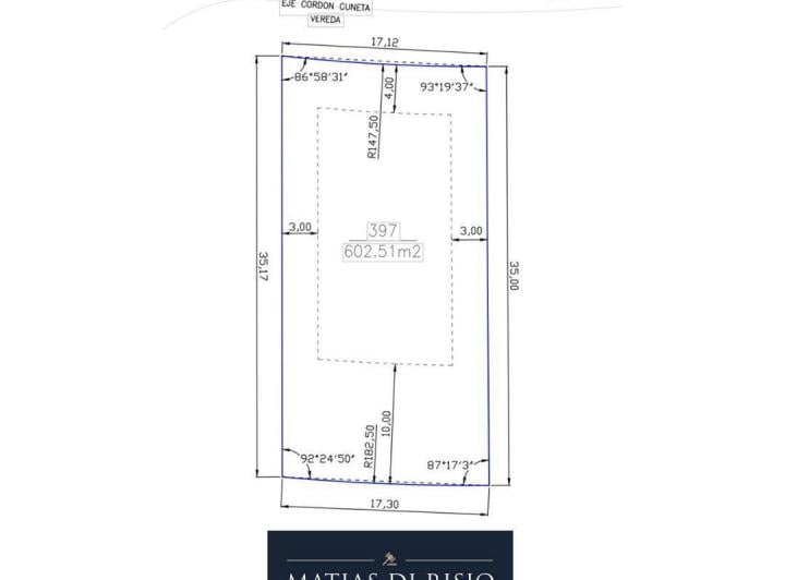 Terreno · 647m²