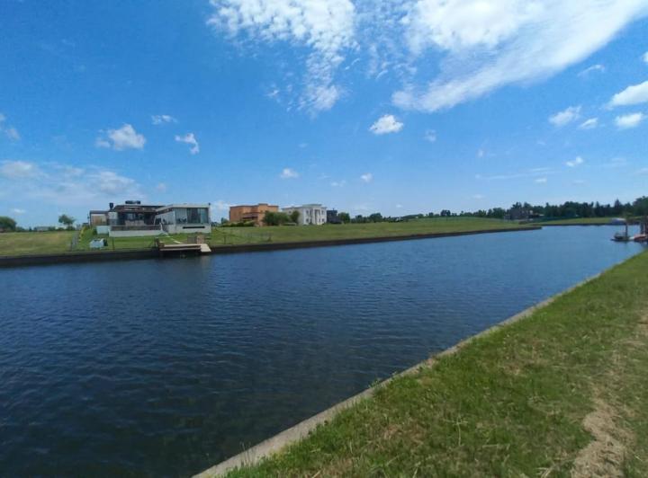 Terreno · 900m²