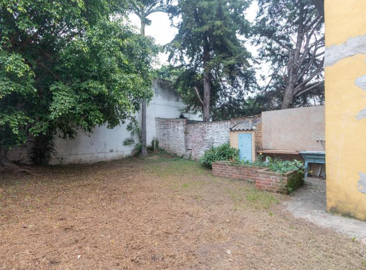 Terreno · 299m²