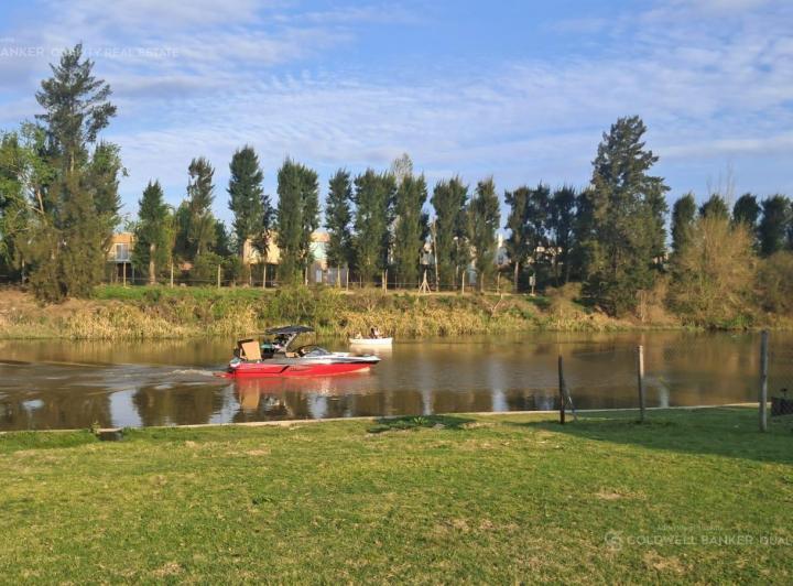 Terreno · 971m²