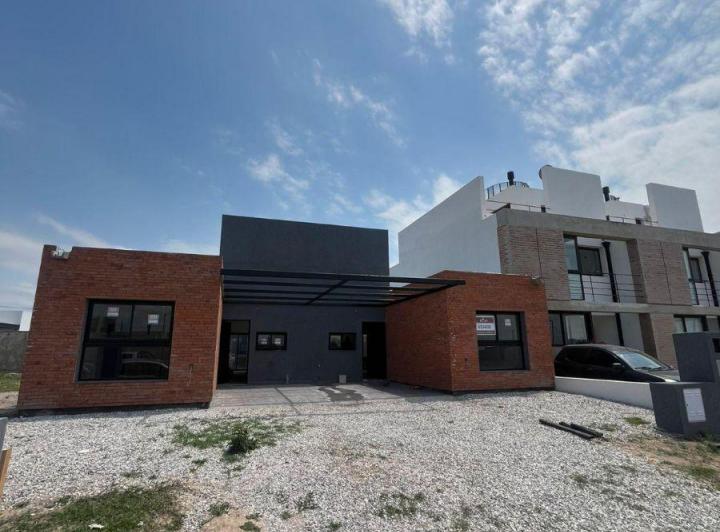 Casa · 65m² · 1 Ambiente