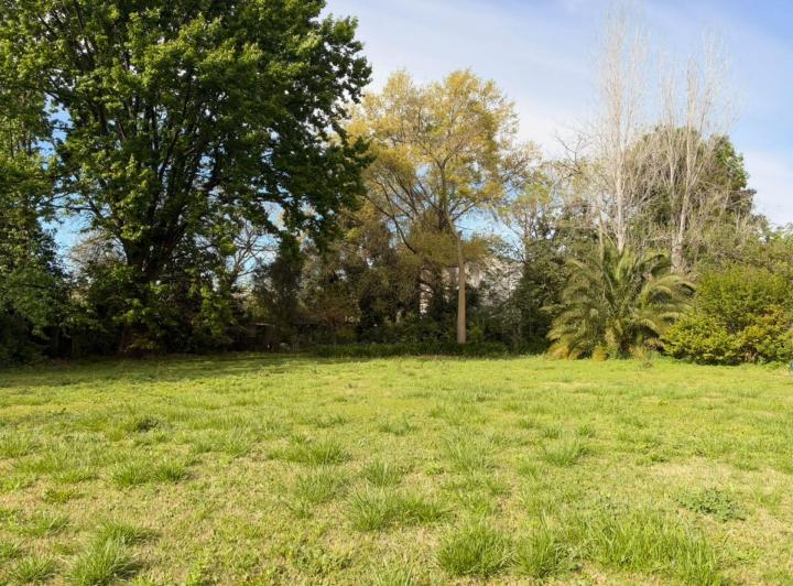 Terreno · 1350m²