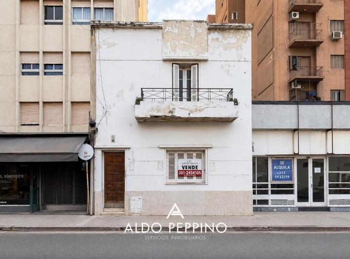 Casa · 244m² · 4 Ambientes