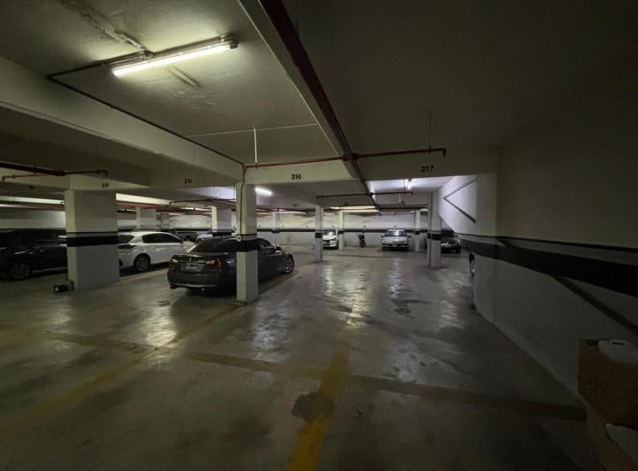 Garage · 2 Ambientes · 1 Cochera