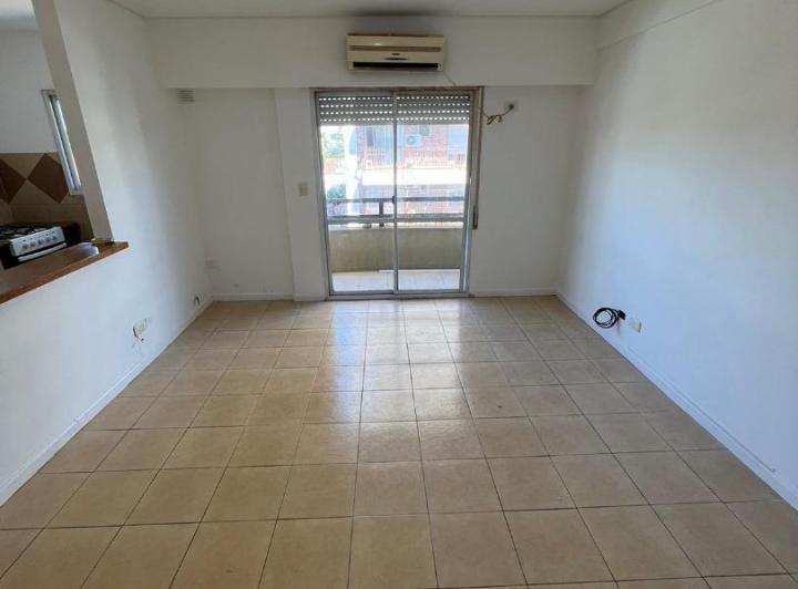 Departamento · 40m² · 2 Ambientes · 1 Cochera