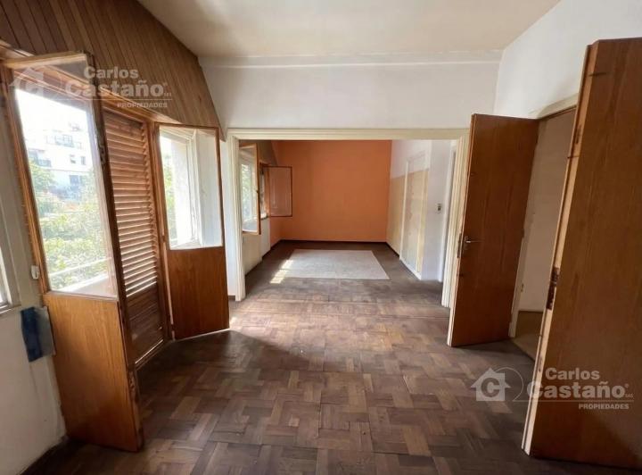 Local comercial · 380m²
